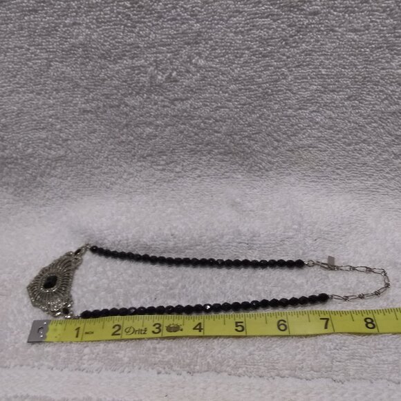 Fossil Crystals Pendant Dark Stones Center Beaded Necklace Great Condition - Picture 9 of 10